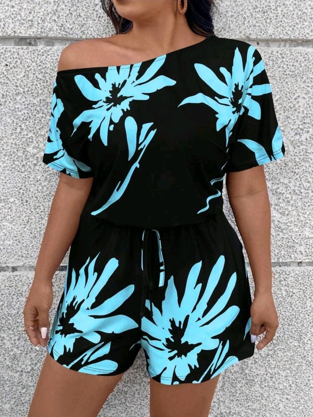 Plus Size Romper - Picture 4 of 6